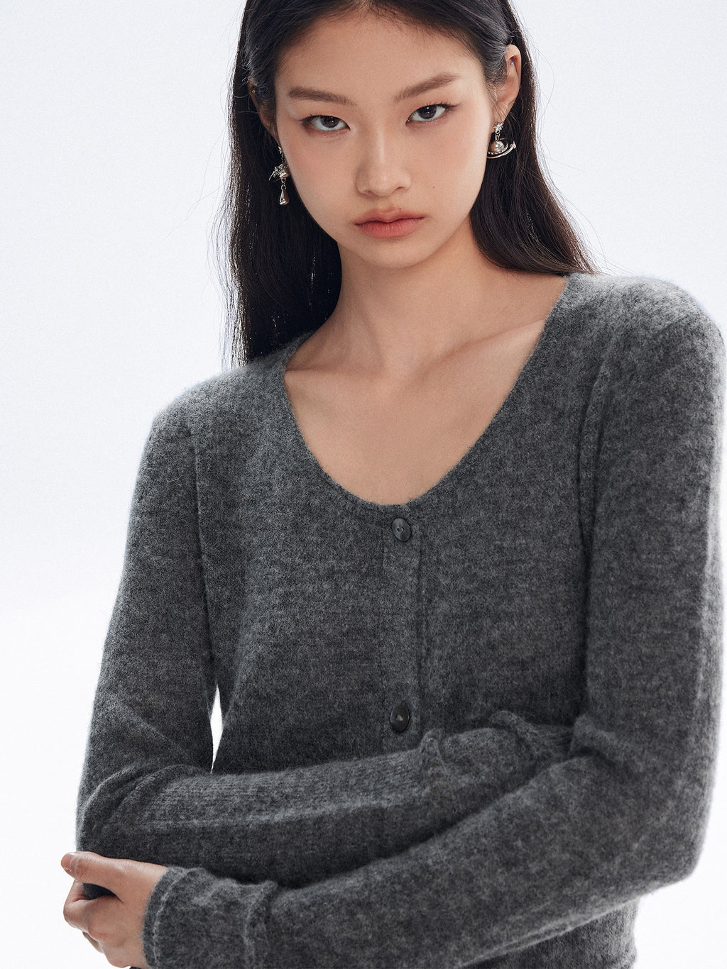 V-Neck Long-Sleeved Knit Cardigan_BDHL8148