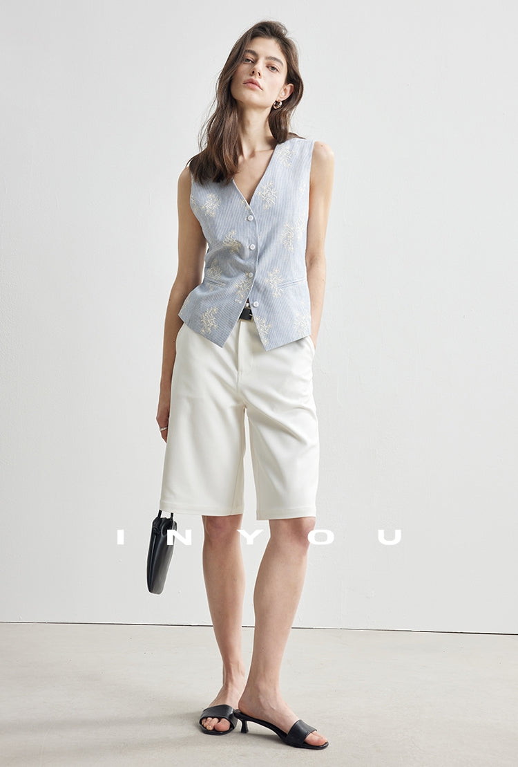 Embroidered V-Neck Vest_BDHL7106