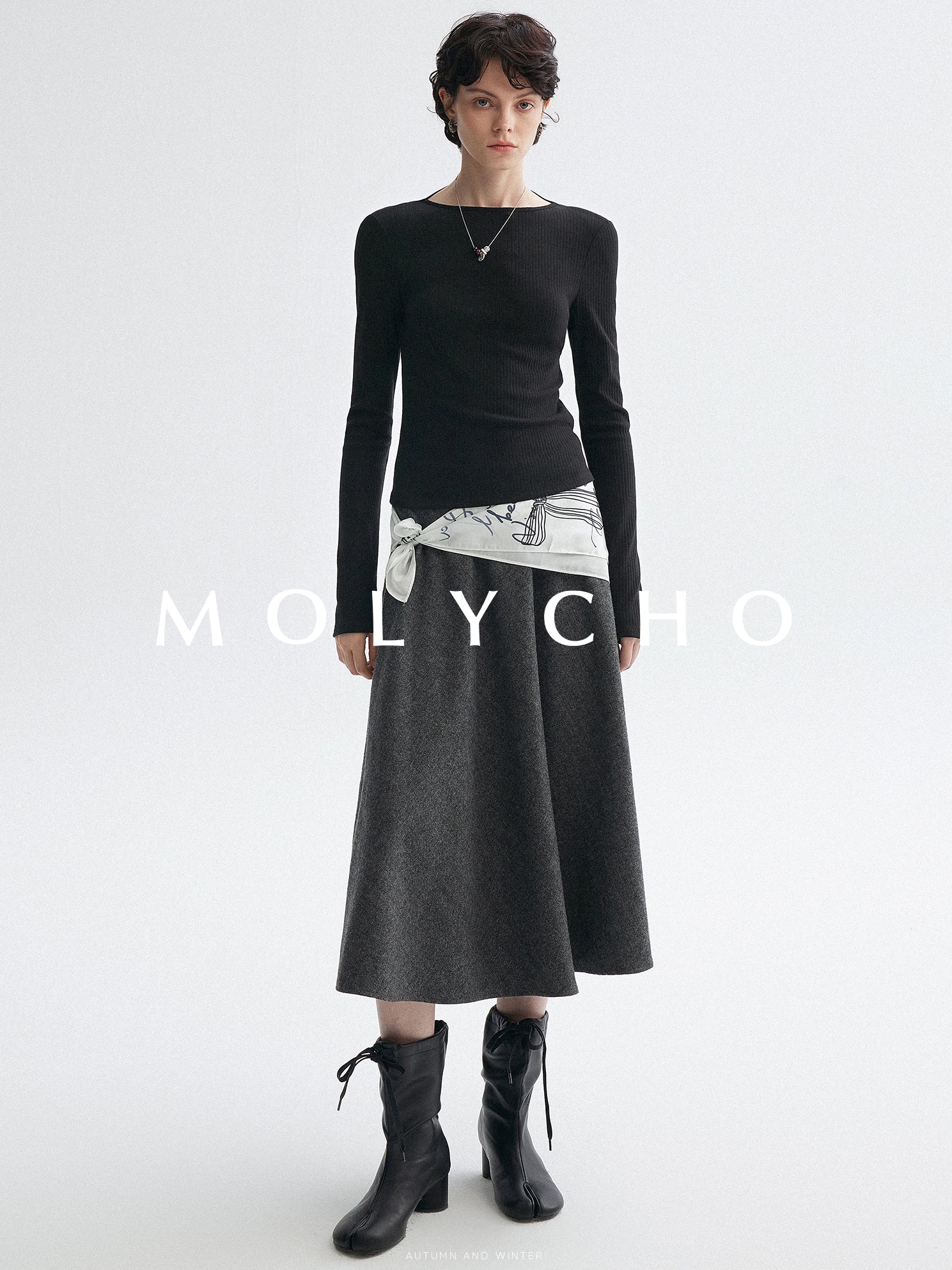 U型鏤空針織上衣_BDHL7952