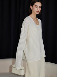 Relaxed Silhouette Pullover Sweater_BDHL6465