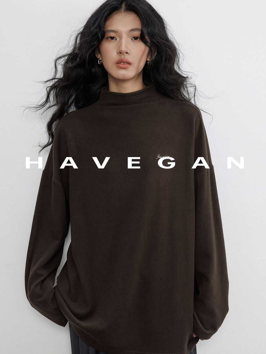 高領刺繡上衣_BDHL7894