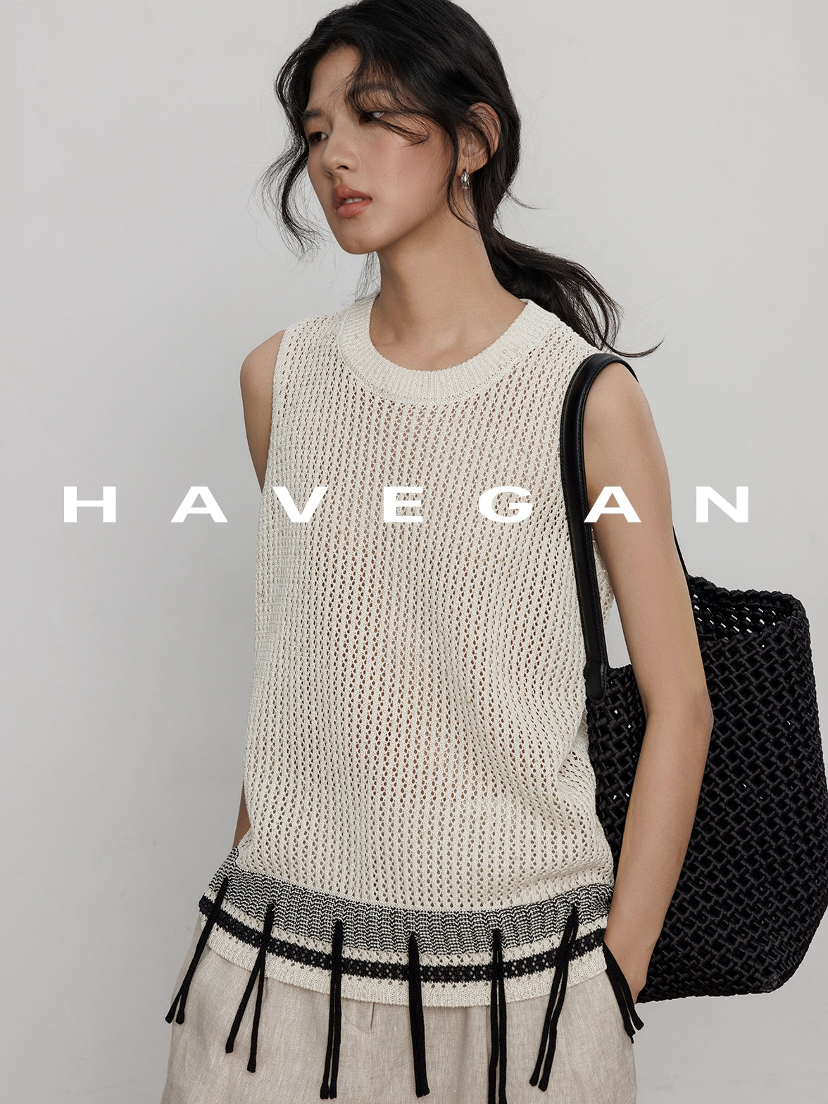 Round Neck Silk Knitted Vest_BDHL7400