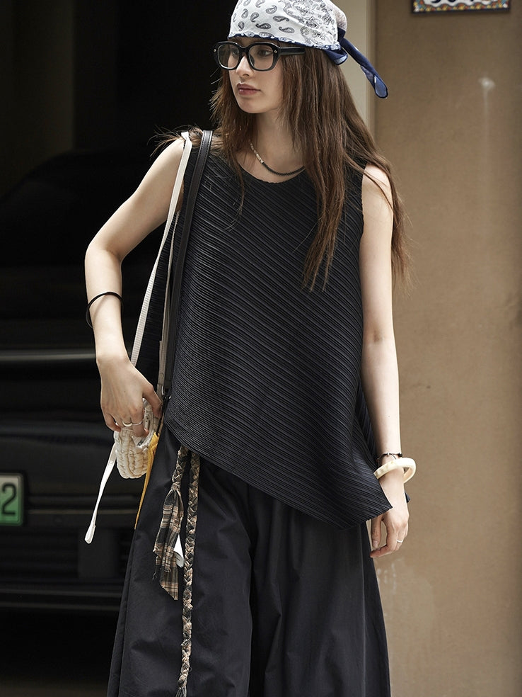 Irregular Round Neck Sleeveless Tops_BDHL7627
