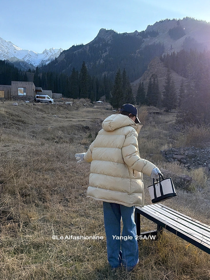 Relaxed-Fit Knit Tops_BDHL7922