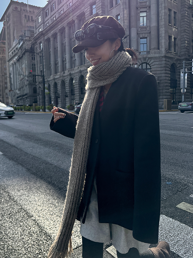 Loose Small V-Neck Coat_BDHL6795