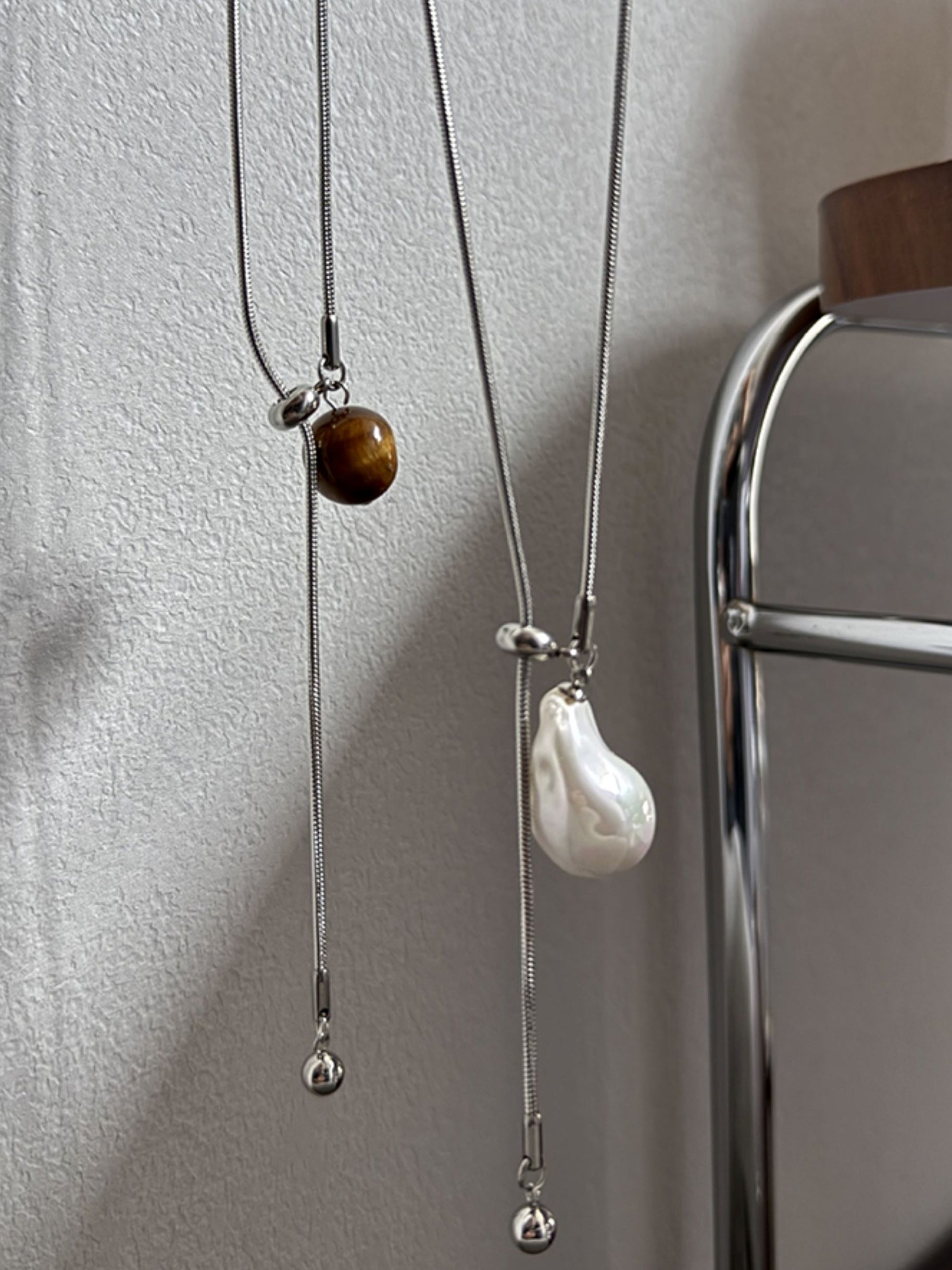 Tiger Eye Or Baroque Bead Necklace_BDHL7449