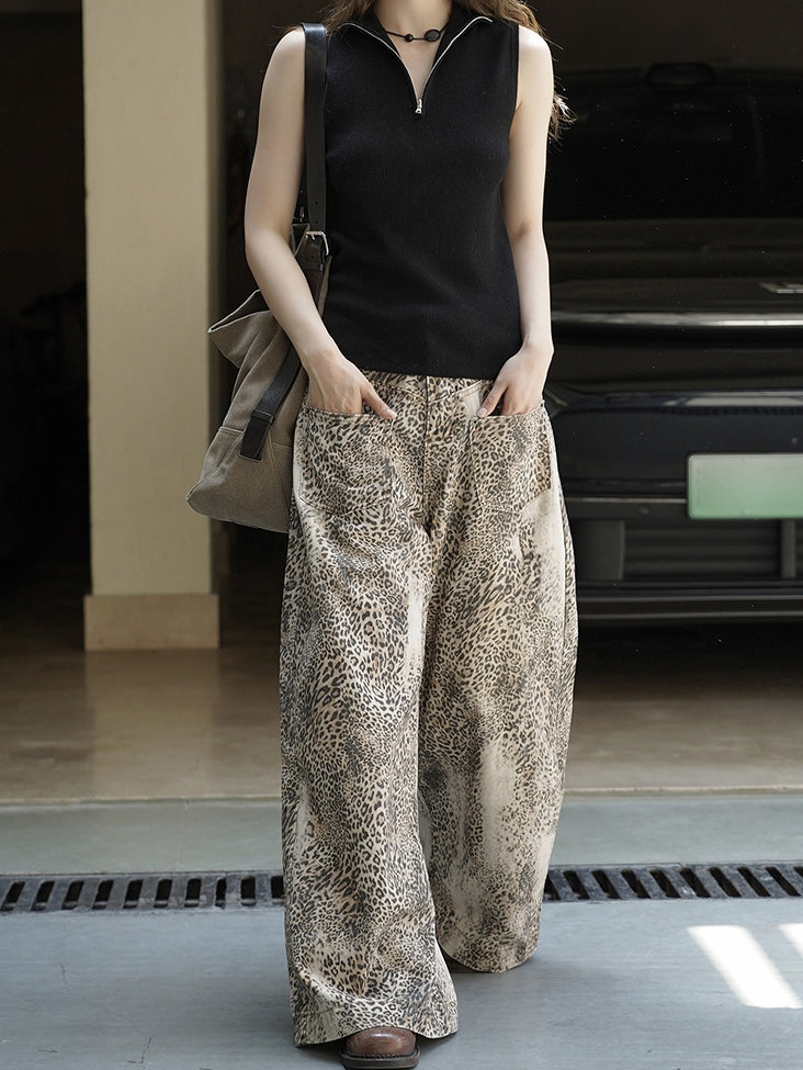 Stand-Collar Sleeveless Knit_BDHL7774
