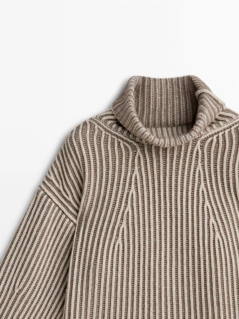 High-Neck Irregular Rib Knit Tops_BDHL8024