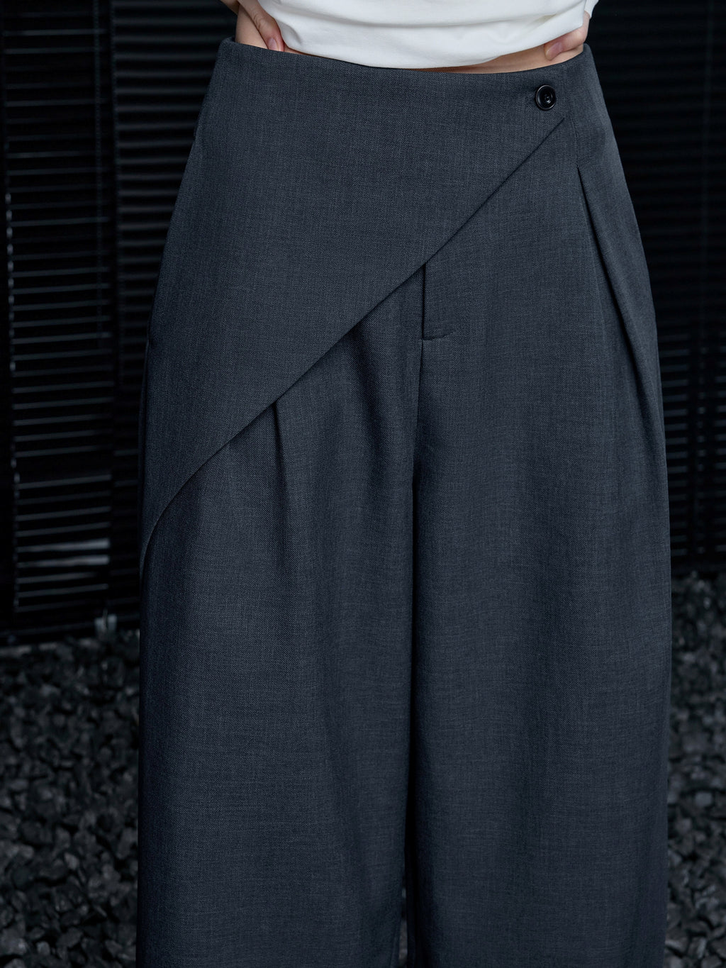 Gray Irregular Wide-Leg Pants_BDHL8171