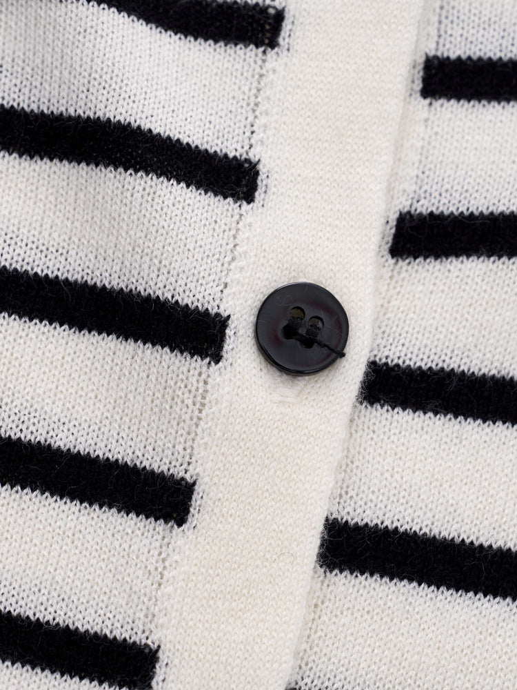 Stripe Round-Neck Cardigan_BDHL6621