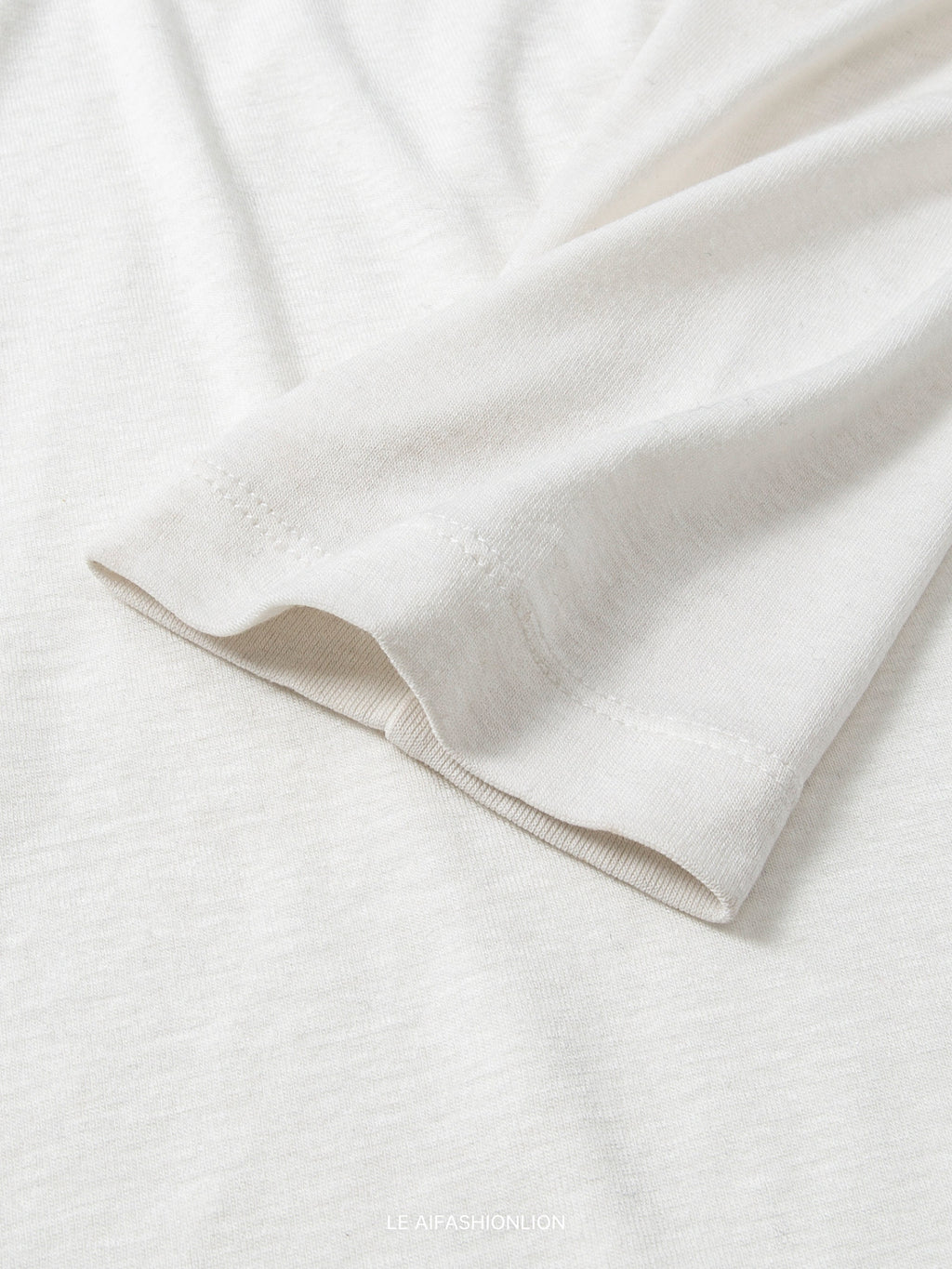 Slim-Fit Long-Sleeved Tops_BDHL8045