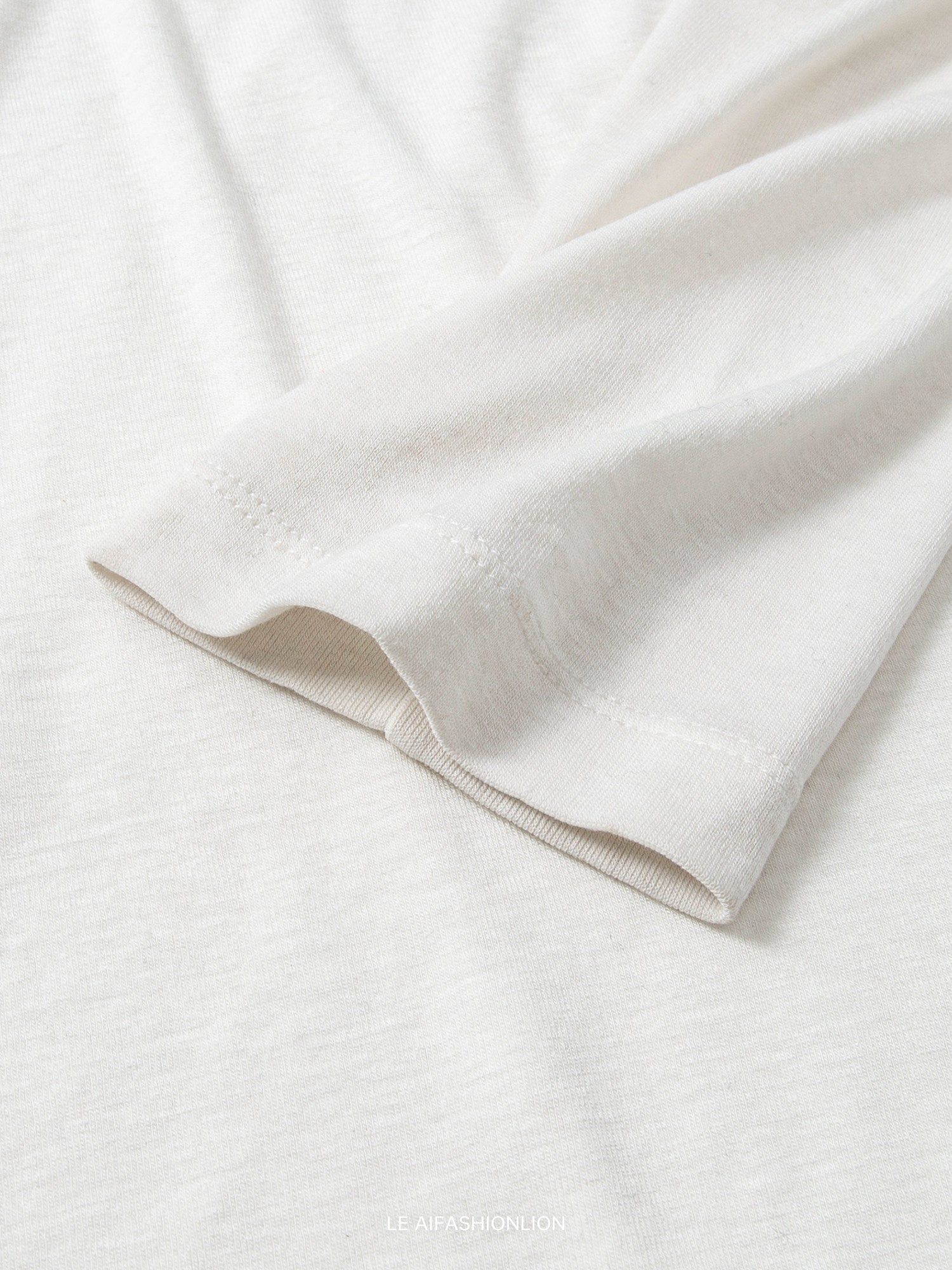 Slim-Fit Long-Sleeved Tops_BDHL8045