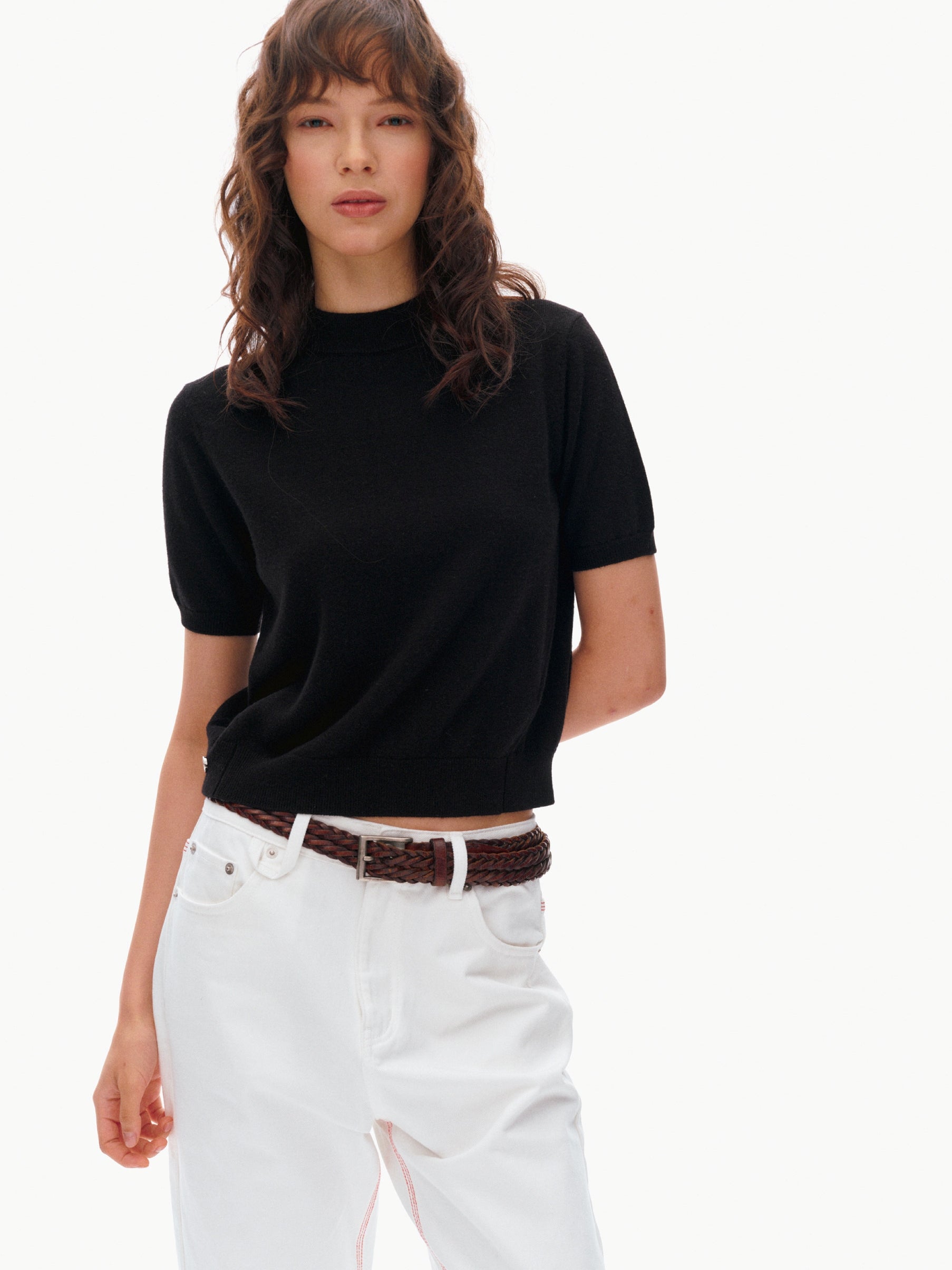 High-Neck Short-Sleeved Knit Tops_BDHL8106