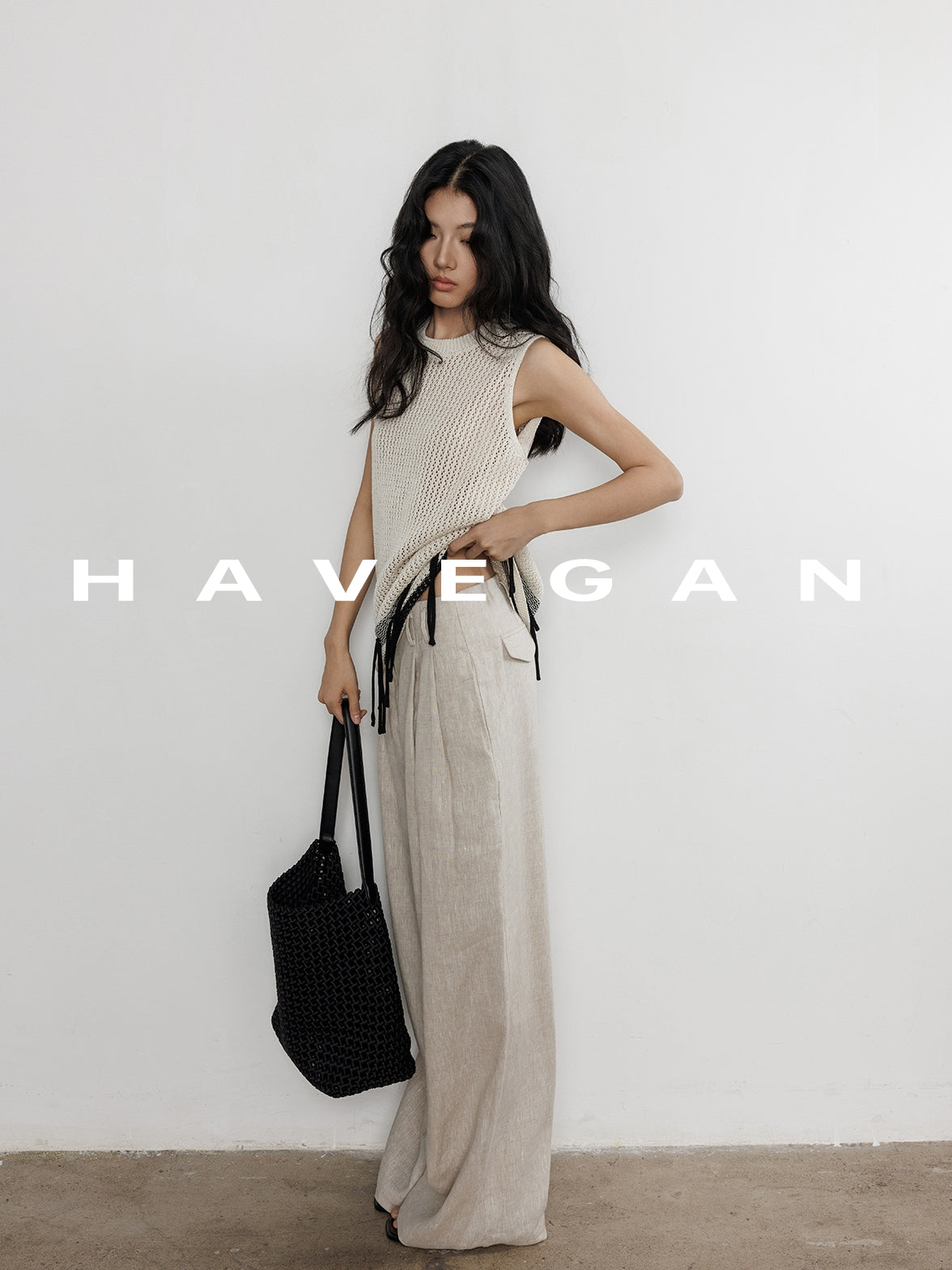Round Neck Silk Knitted Vest_BDHL7400