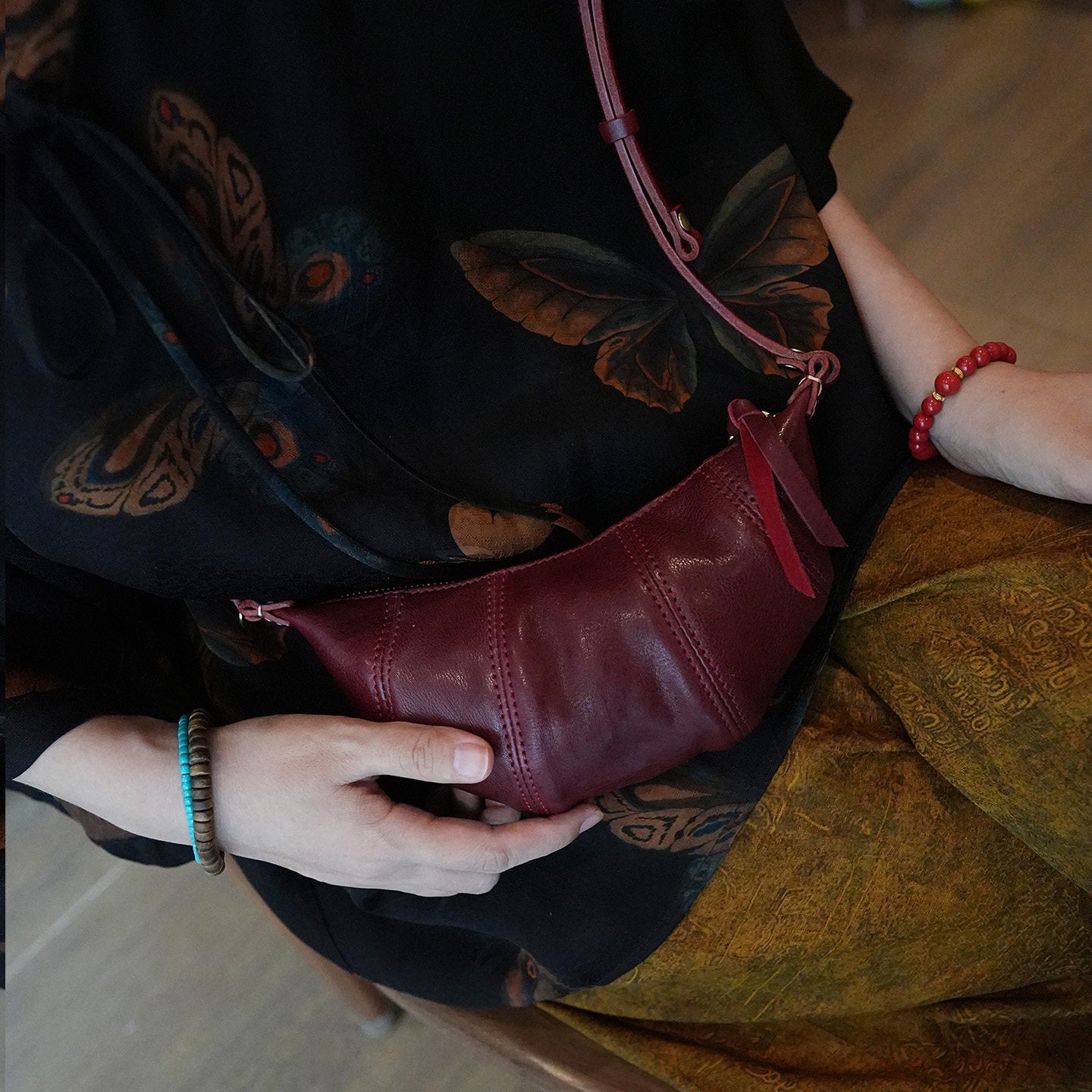 Leather Mini Croissant Crossbody Bag_BDHL8433