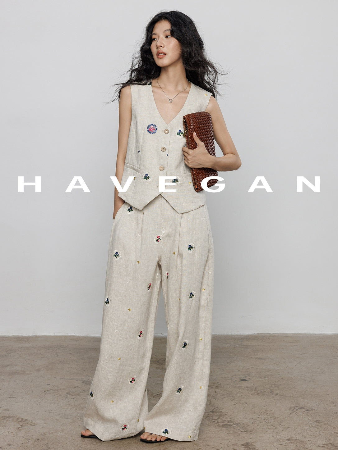 Embroidered Design Vest Or Pants_BDHL7606