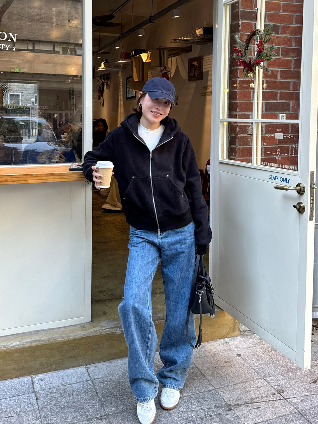 Hooded Thick Short Jacket_BDHL8127