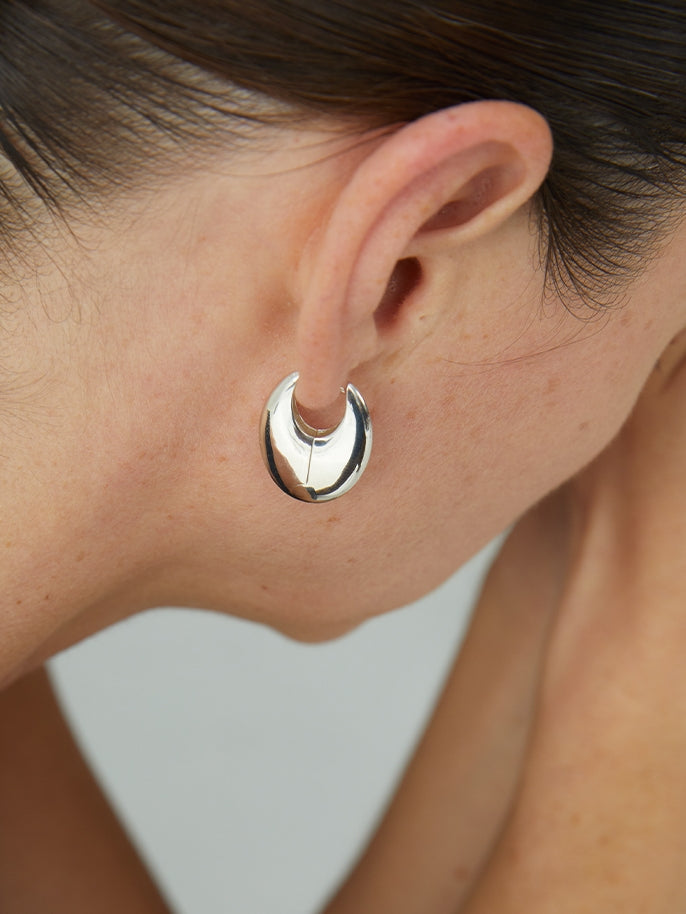 Round Silver Pierced Earrings_BDHL7463