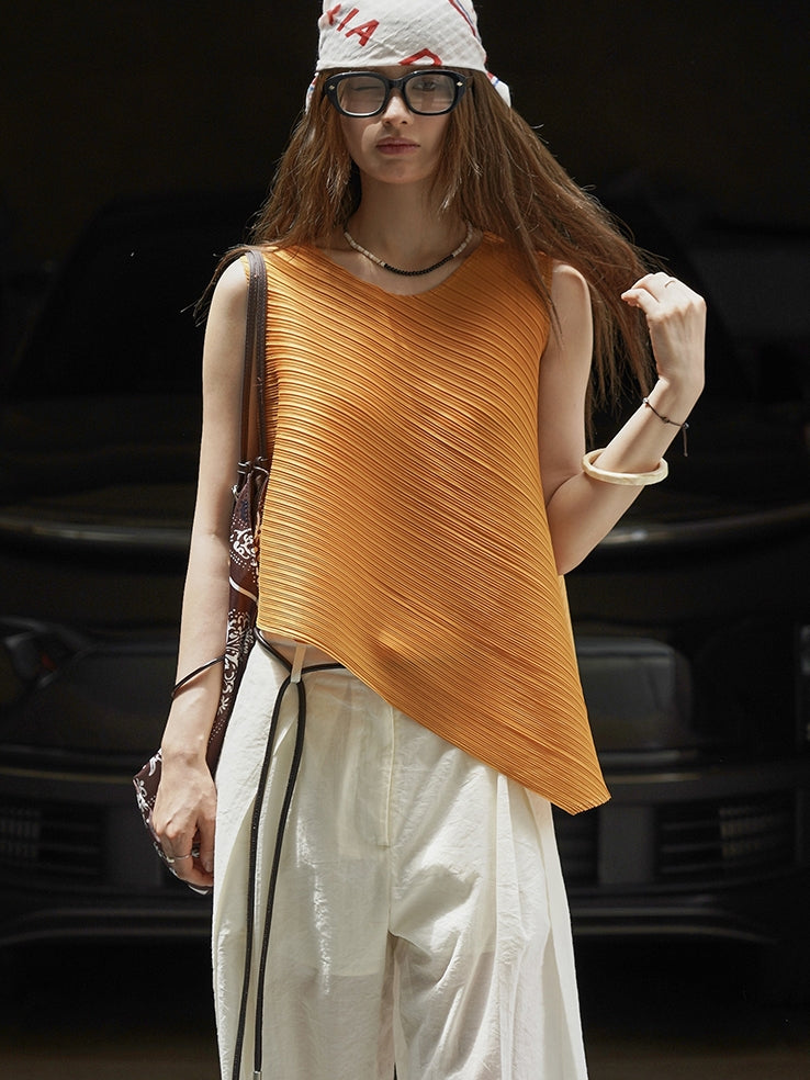 Irregular Round Neck Sleeveless Tops_BDHL7627