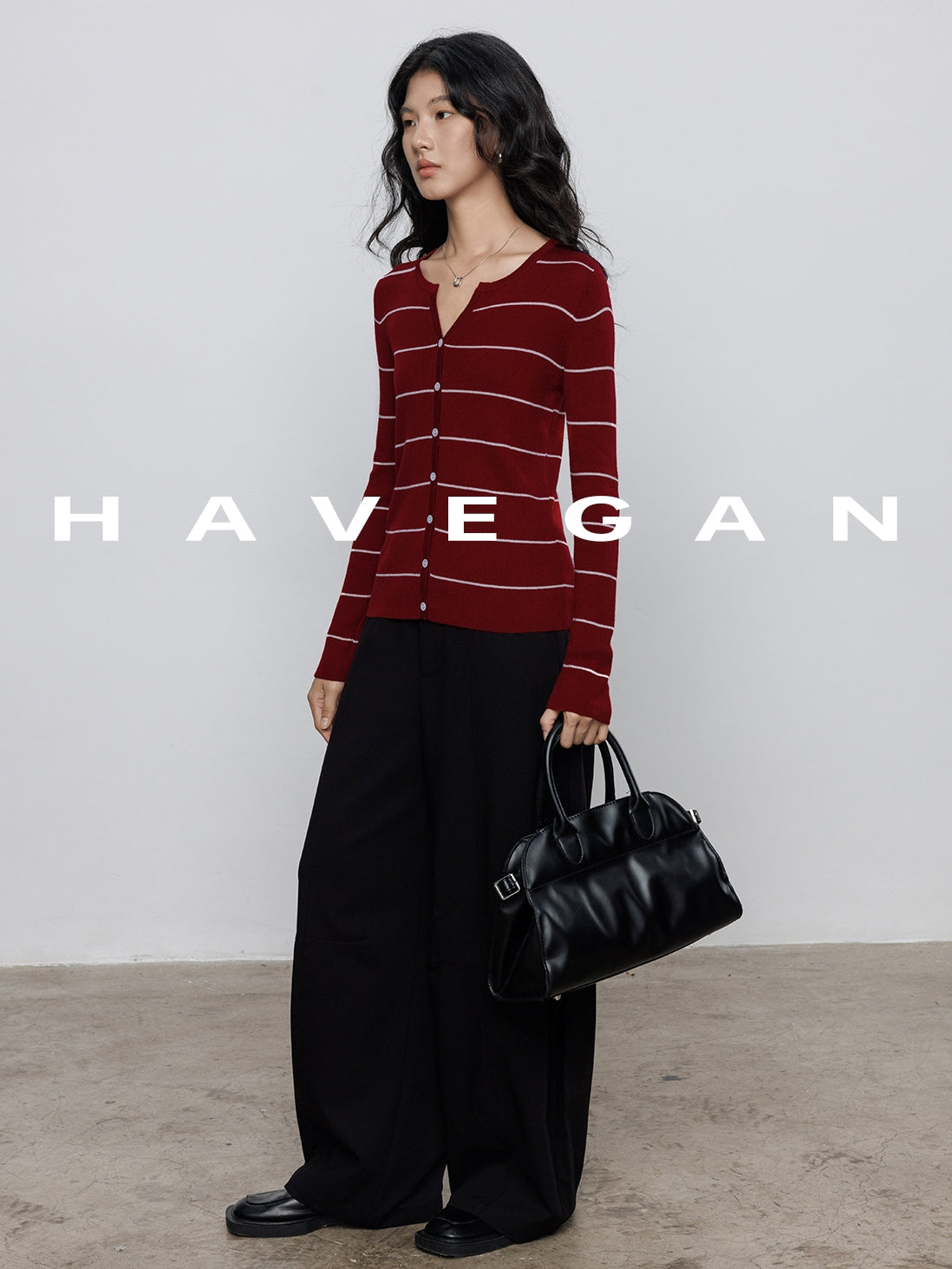 V-Neck Striped Knit Cardigan_BDHL7780