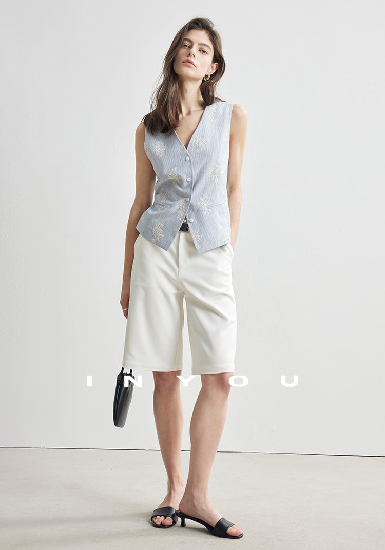 Embroidered V-Neck Vest_BDHL7106