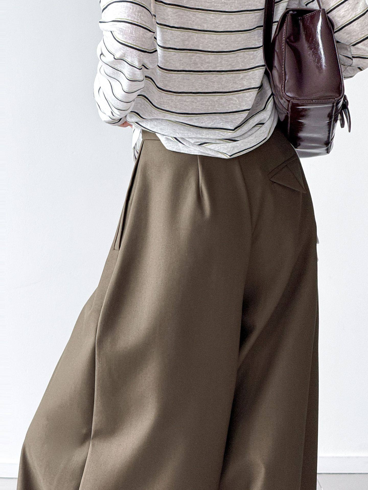 Curve Blade Wide-Leg Pants_BDHL8166