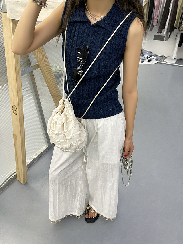 Hollow Sleeveless Knitted Tops_BDHL7295