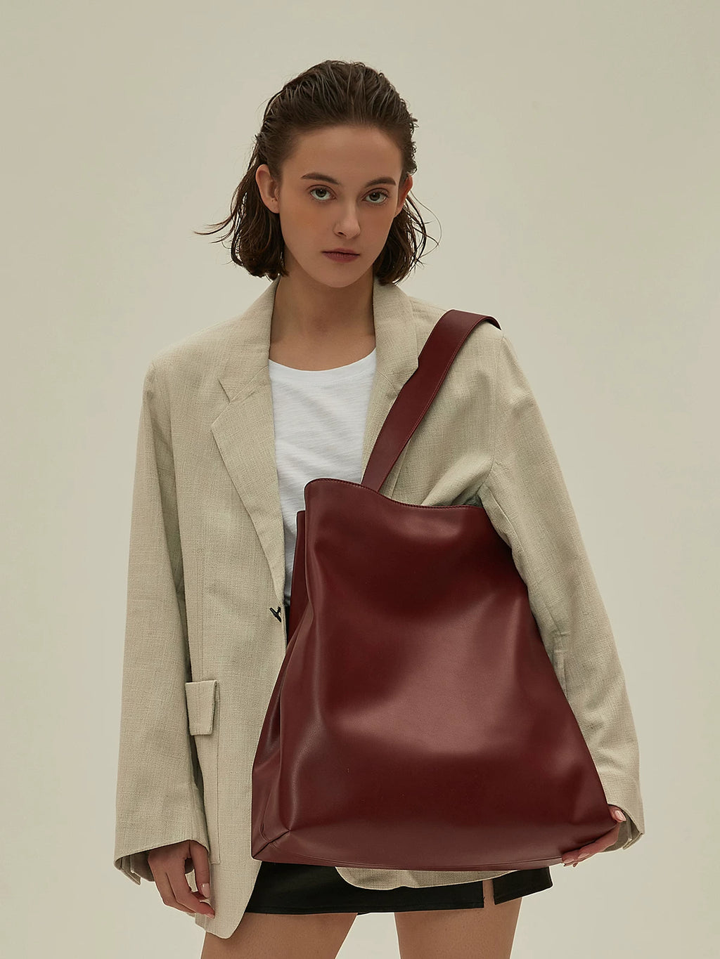 Wine Red Slouchy Shoulder Tote_BDHL8448
