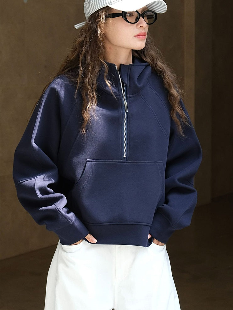 Sporty Half-Zip Hooded Sweatshirt_BDHL6533