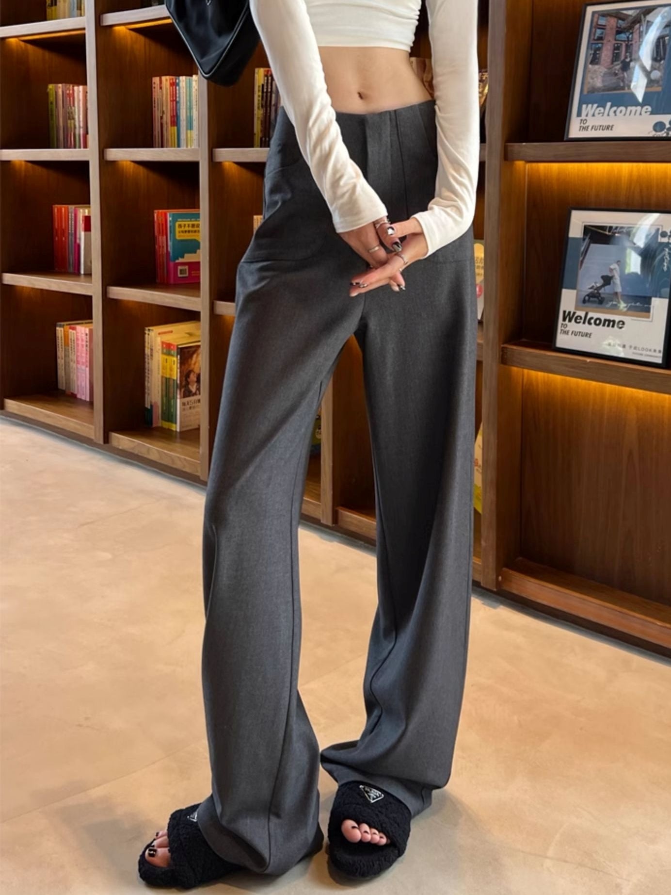High-Waisted Draped Wide Pants_BDHL7124