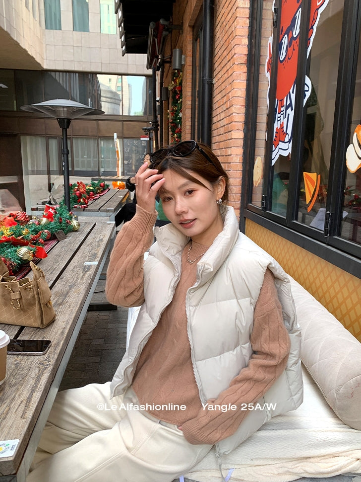 Crew-Neck Cable Knit Tops_BDHL8048