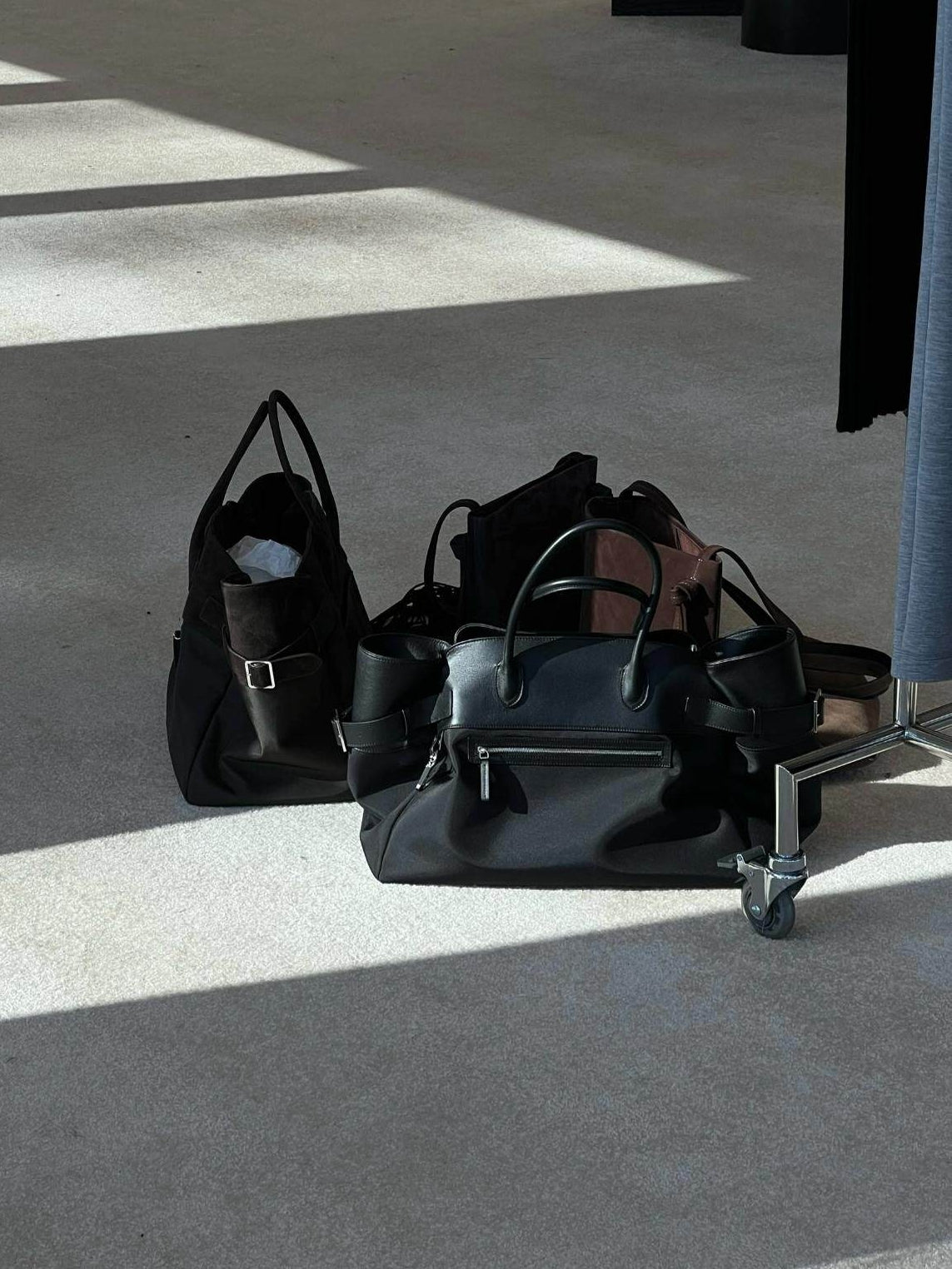 Large Leather Tote Bag_BDHL8032