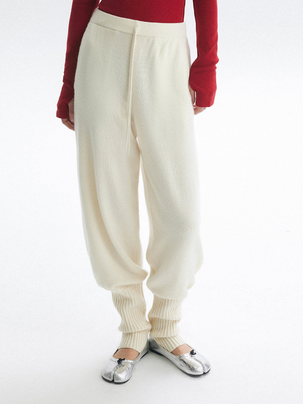 White Jogger Knit Pants_BDHL8098