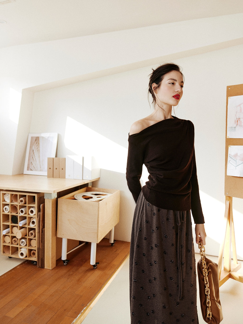 Asymmetrical One-Shoulder Knit Tops_BDHL7997