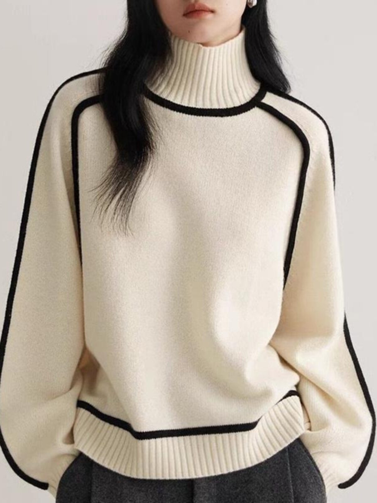 High-Neck Ribbed Knit Tops_BDHL8034