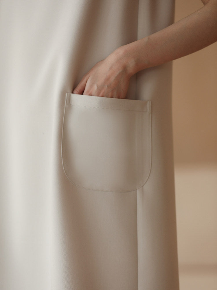 Off-White Wide-Pocket Sleeveless Dress_BDHL8289