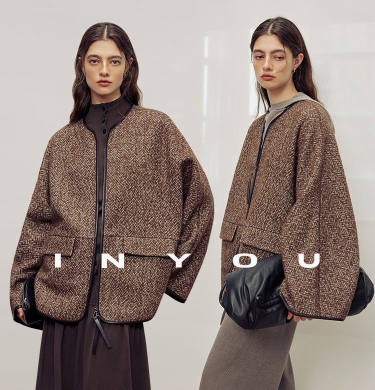 Collarless Cape Coat_BDHL7982