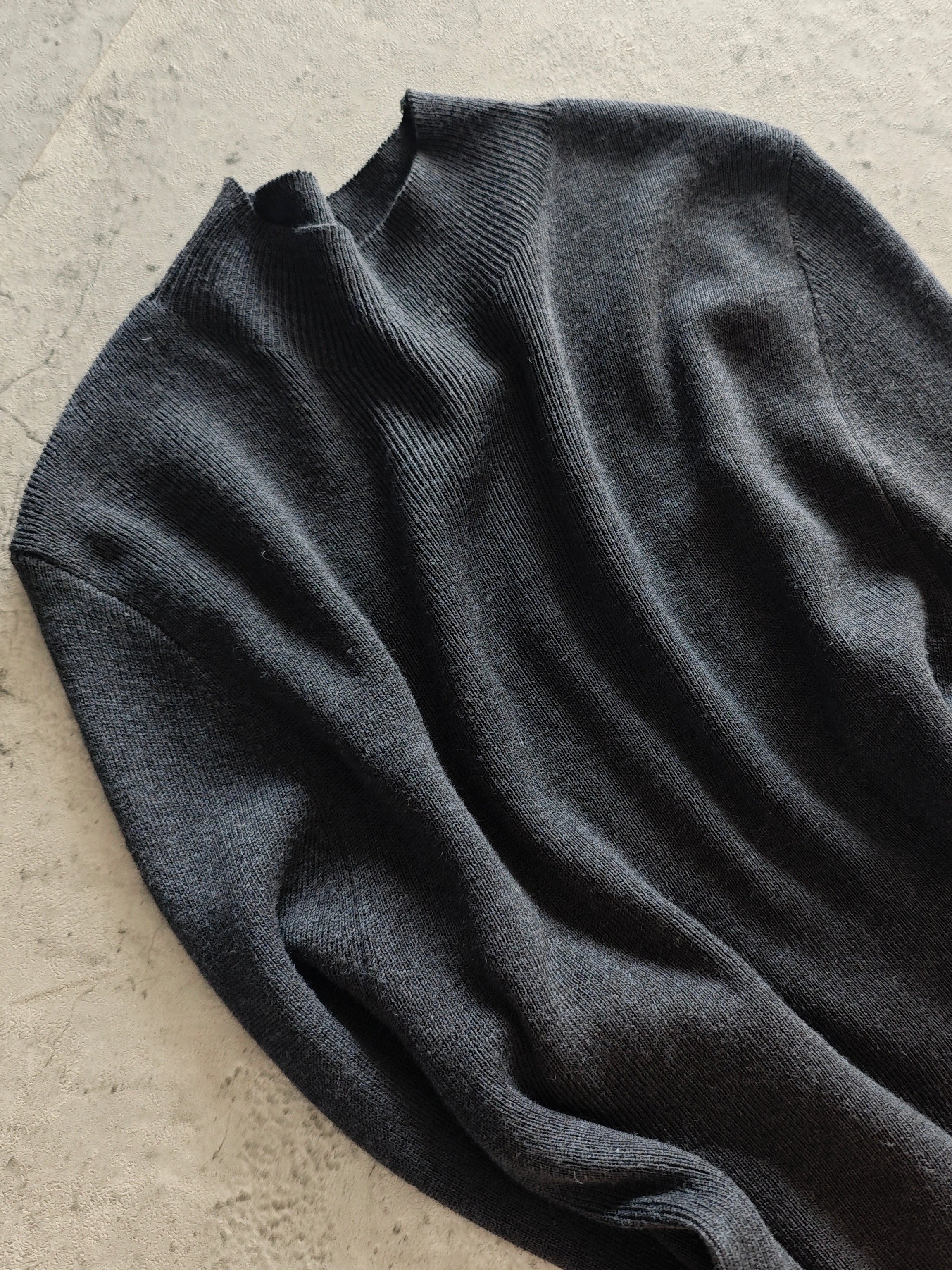 Half-High Neck Slim Tops_BDHL7916