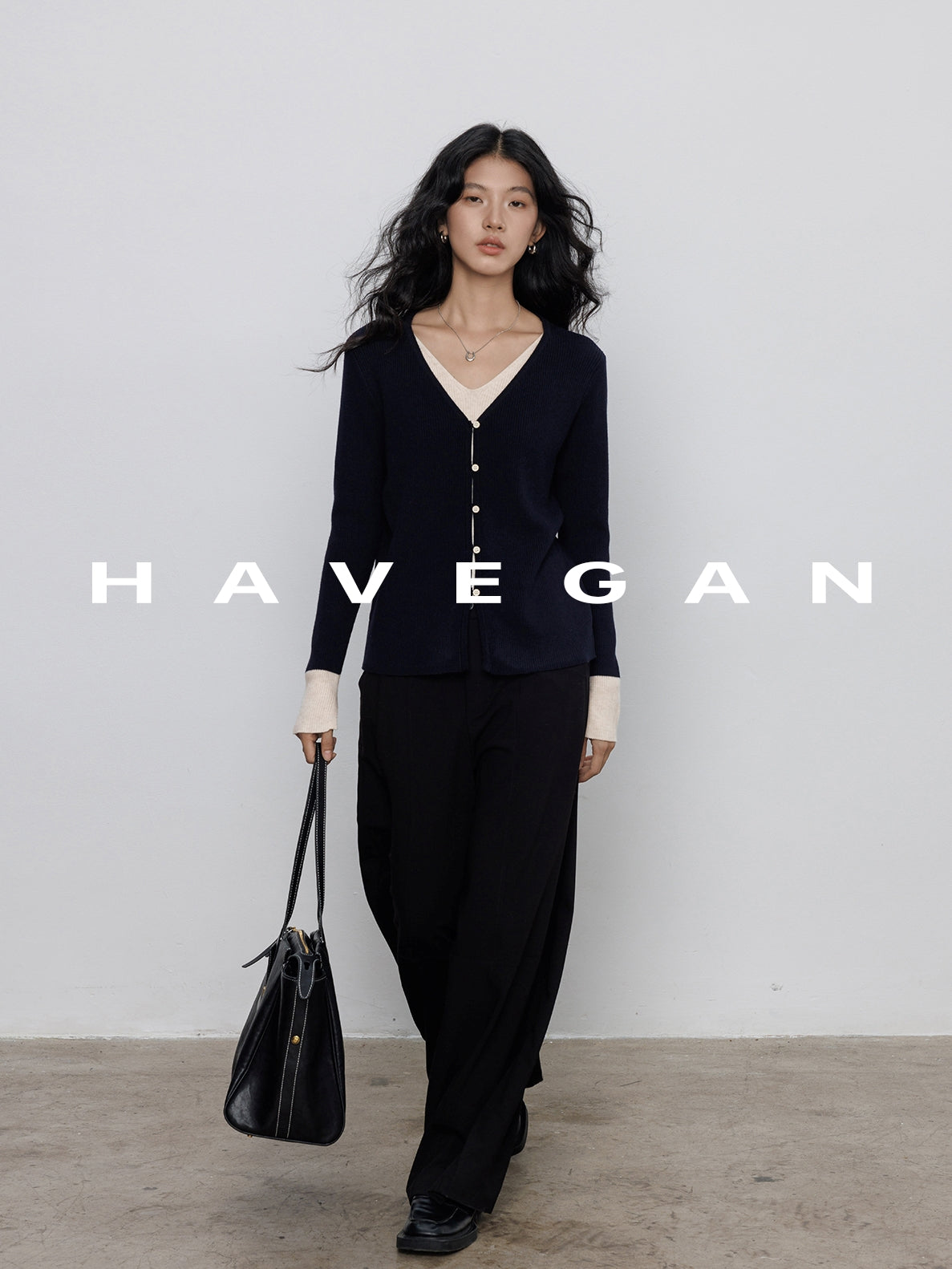V-Neck Two-Piece Style Cardigan_BDHL7785