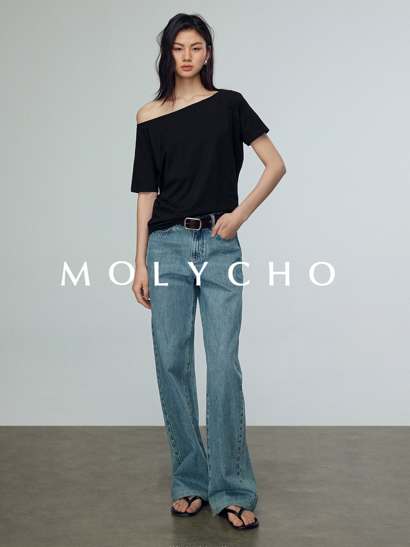 Relaxed Off-The-Shoulder Tops_BDHL7393