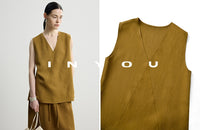 V-Neck Vest Or High-Waisted Skirt_BDHL7492