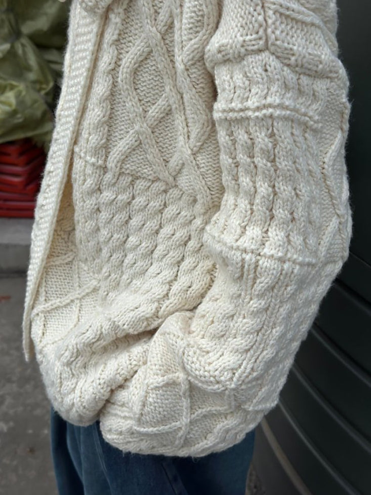 領口飾邊麻花針織開襟衫_BDHL8135