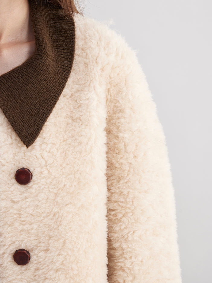 Fluffy Collarless Coat_BDHL7940