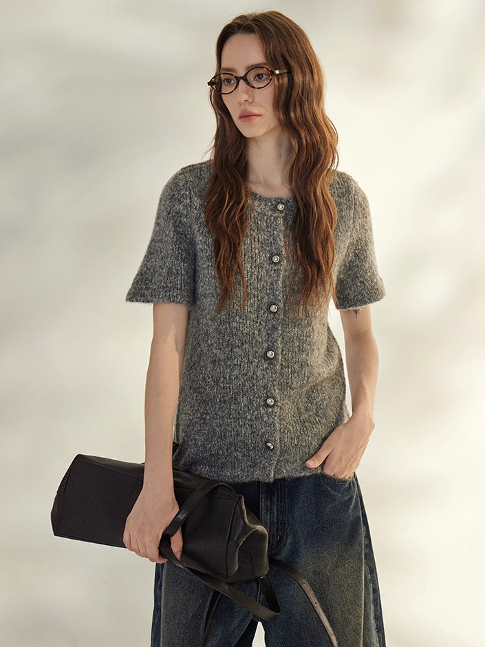 Round-Neck Knit Cardigan_BDHL7736