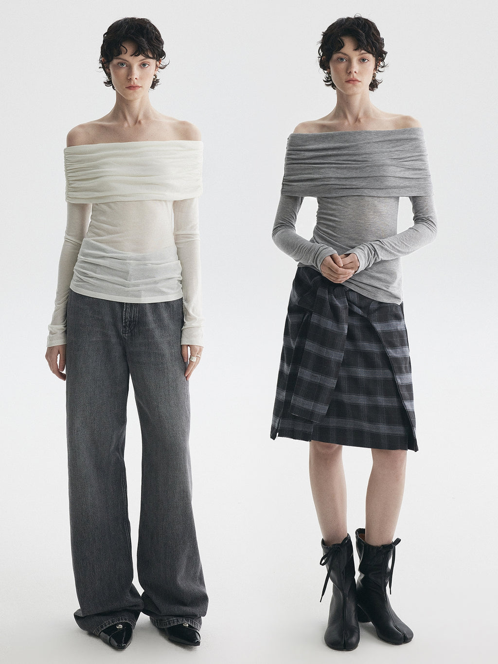 Lightweight Off-Shoulder Pleated Tops_BDHL7727