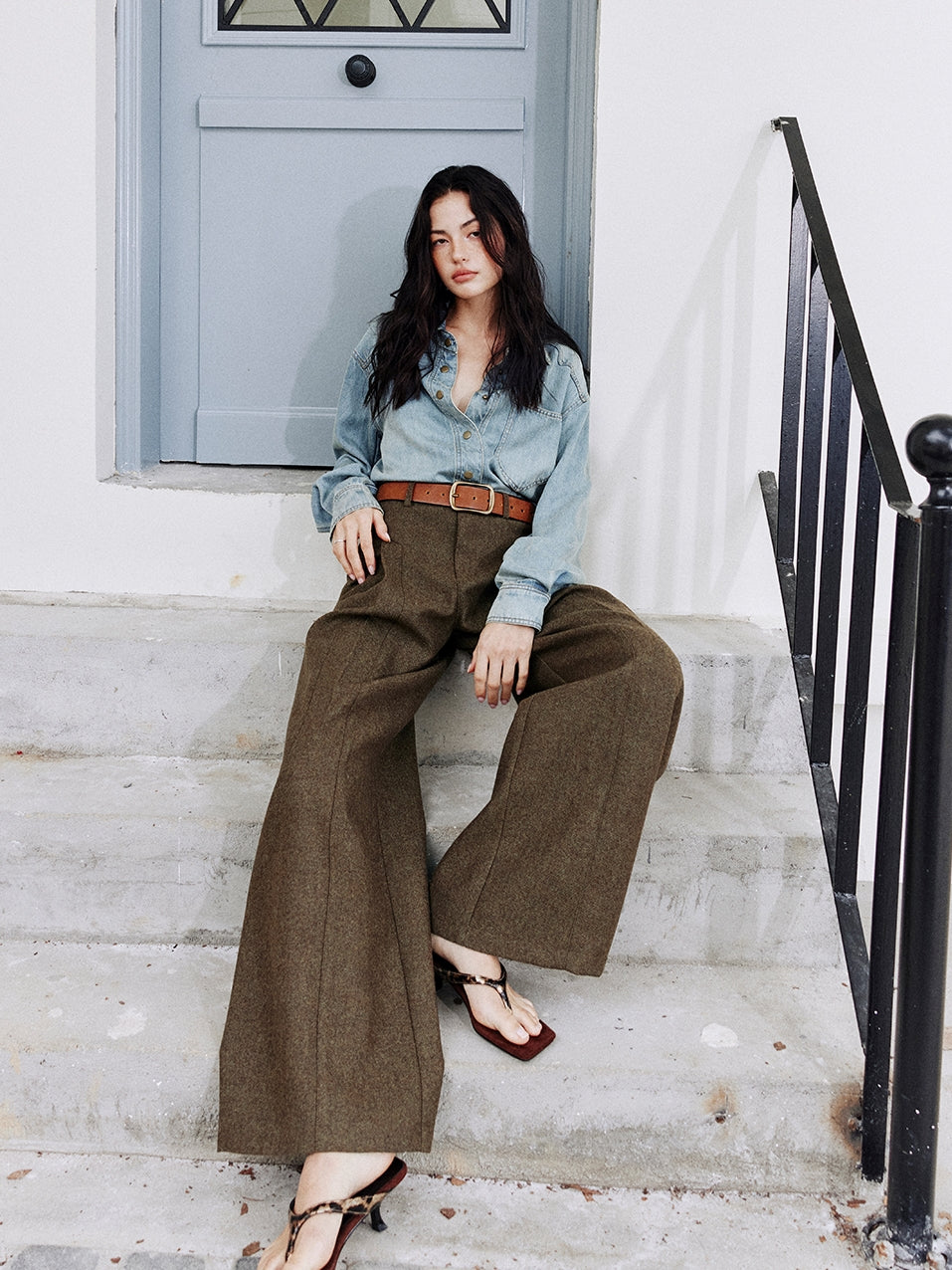 Tucked Wide-Leg Pants_BDHL7996