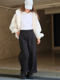 Black Loose Silhouette Pants_BDHL6526