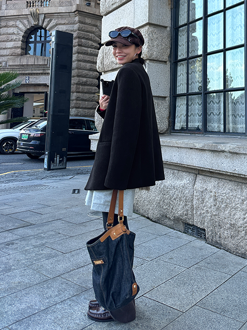 Loose Small V-Neck Coat_BDHL6795