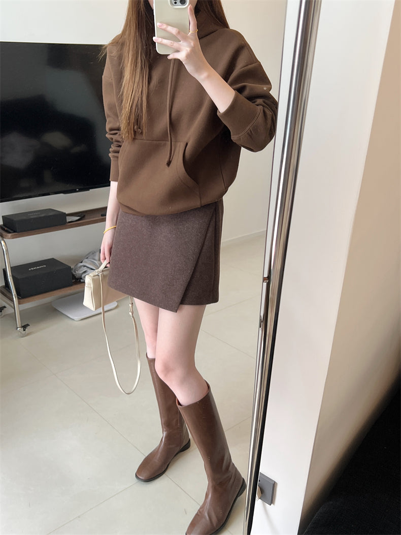 Simple Design Skirt-Style Shorts_BDHL6777