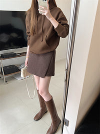 Simple Design Skirt-Style Shorts_BDHL6777